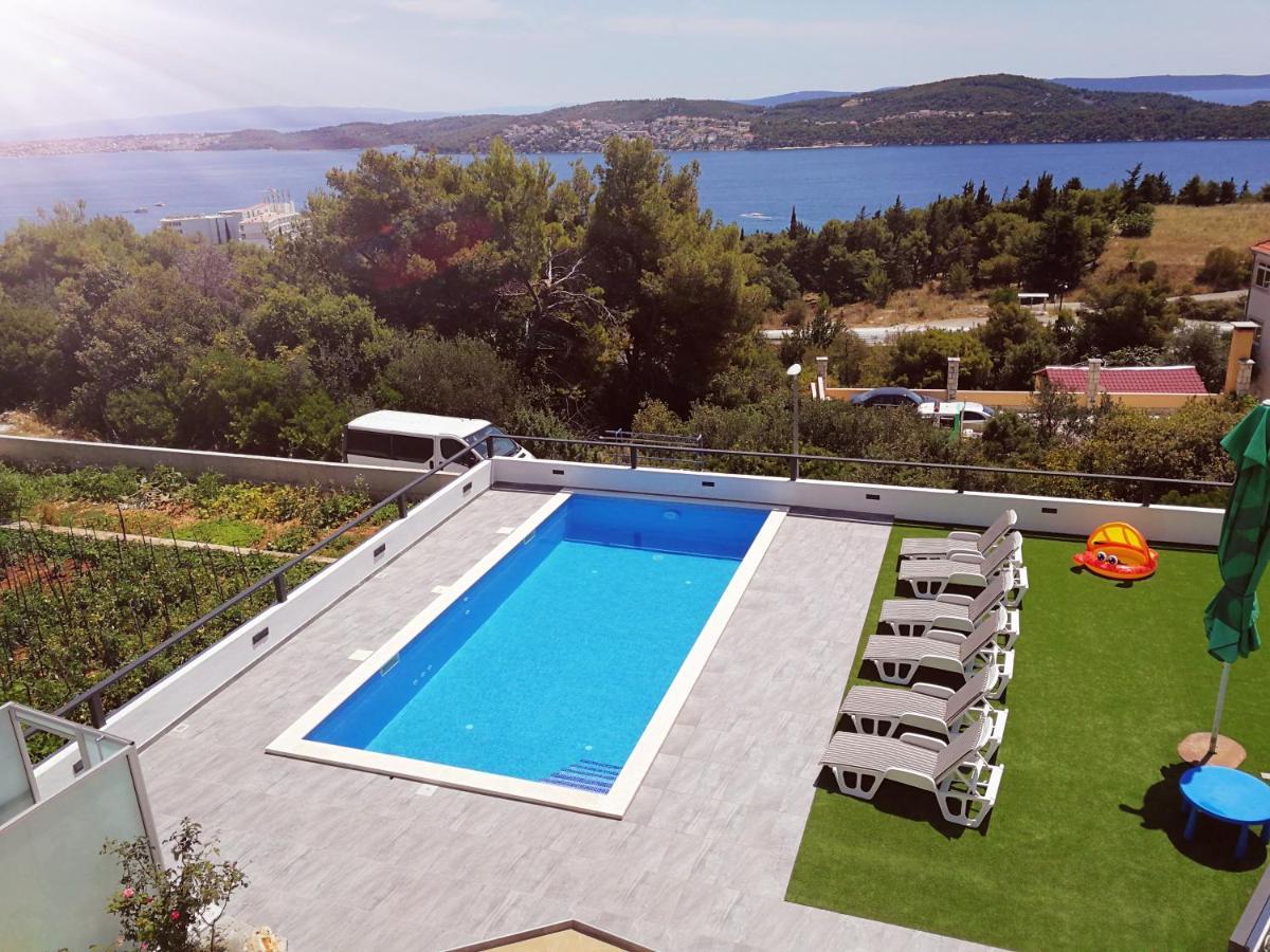 Villa Confido Luxury Apartment 01 Donji Seget Екстериор снимка
