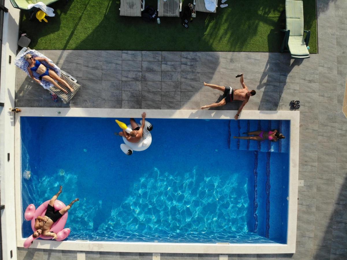 Villa Confido Luxury Apartment 01 Donji Seget Екстериор снимка