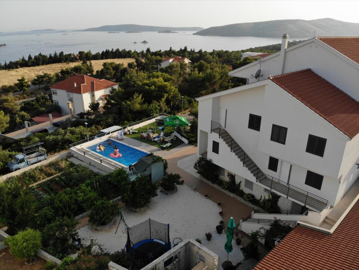 Villa Confido Luxury Apartment 01 Donji Seget Екстериор снимка