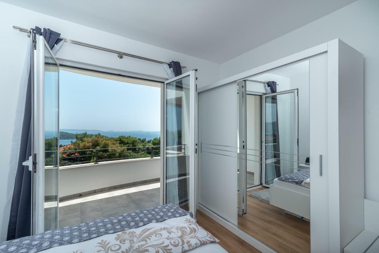 Villa Confido Luxury Apartment 01 Donji Seget Екстериор снимка