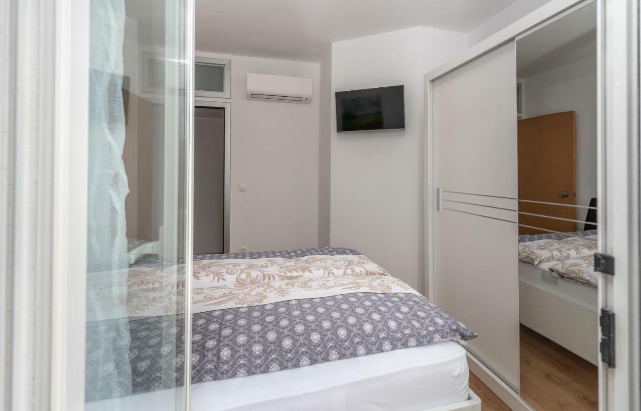 Villa Confido Luxury Apartment 01 Donji Seget Екстериор снимка